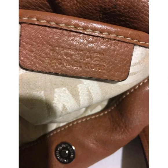 Michael kors brown distressed leather satchel handbag - Picture 9 of 9